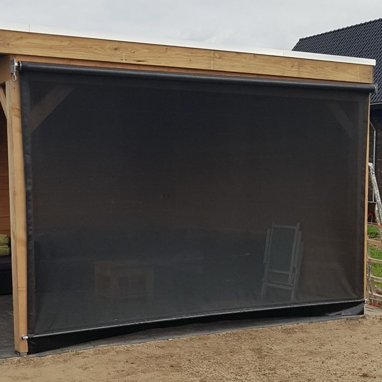 Windbreekgaasrolgordijn met oogwindwerk